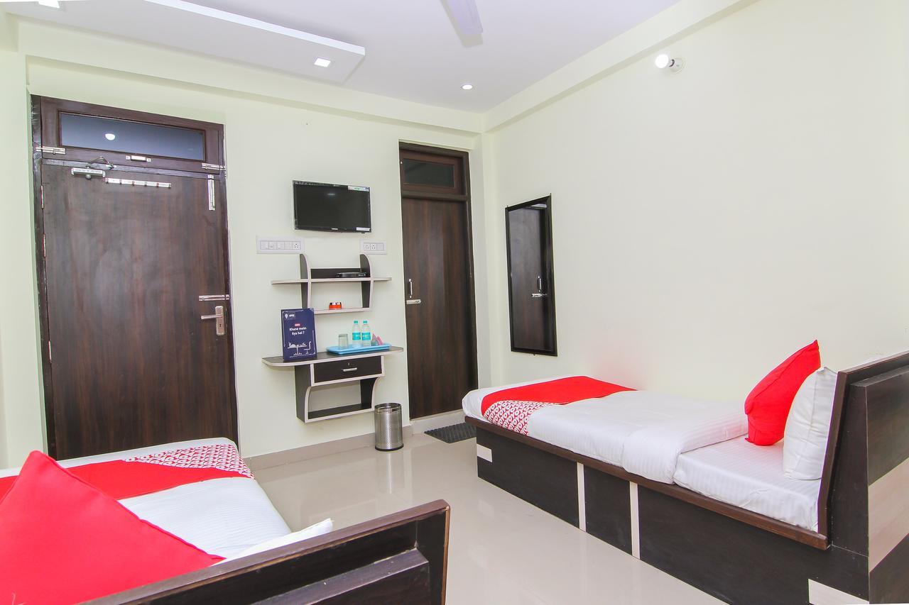 Oyo 12446 Shree Sai Guest House Аллахабад Экстерьер фото